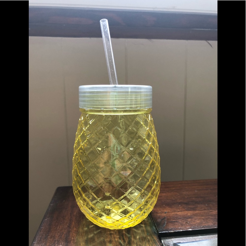 🍍Pineapple tumbler